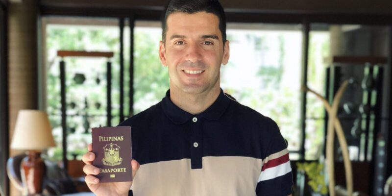 Spanish Football Player Bienvenido Marañón Flaunts New Philippine Passport | LaJornadaFilipina.com
