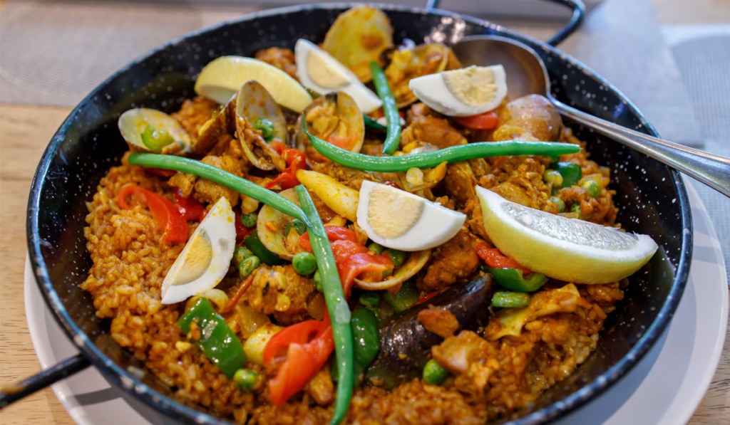 Paelya Valenciana | Las mejores comidas filipinas de origen español | LaJornadaFilipina.com