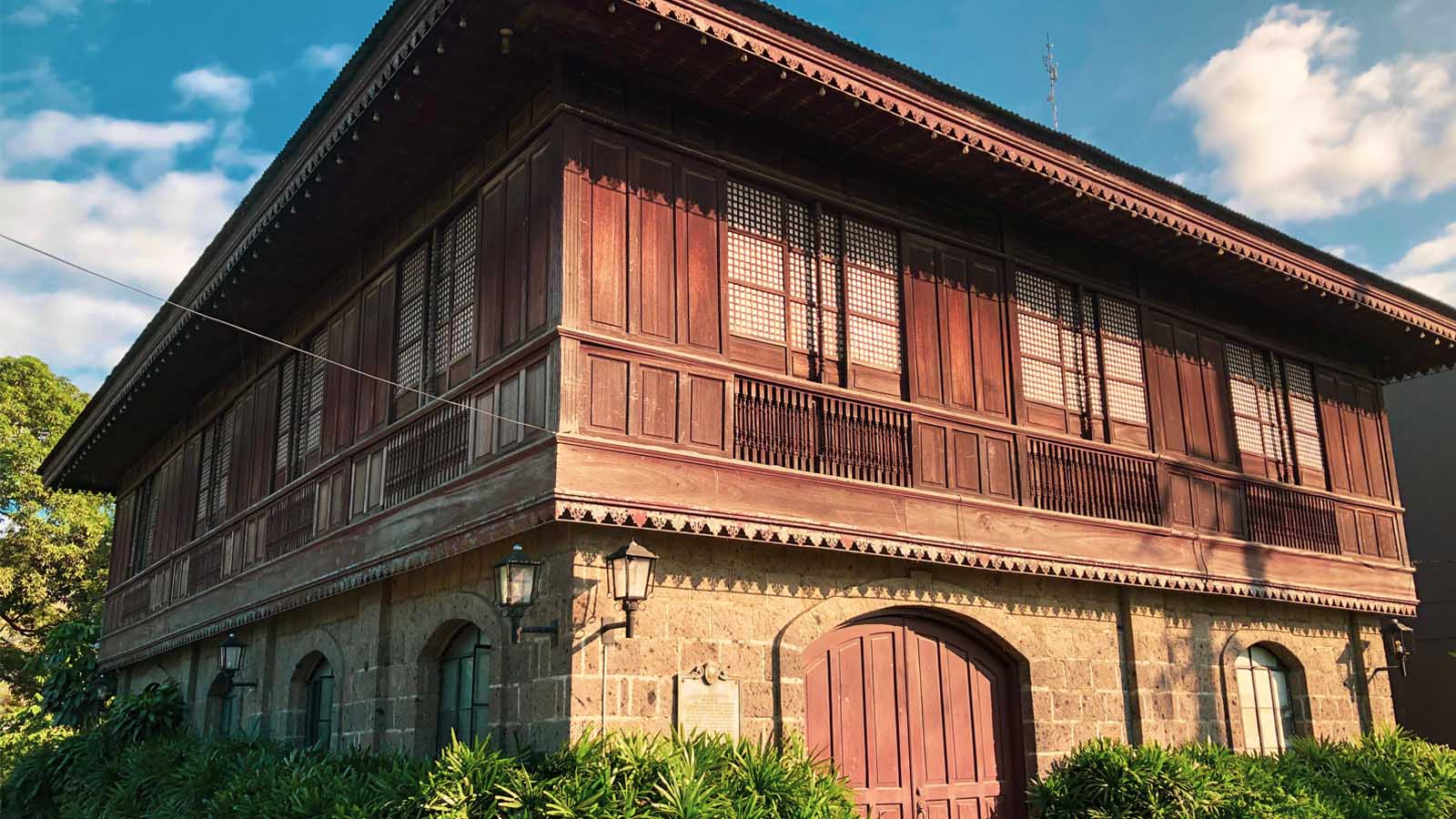 Old Spanish Houses In The Philippines La Jornada Filipina Magazine   Eulogio Rodriguez Ancestral House 